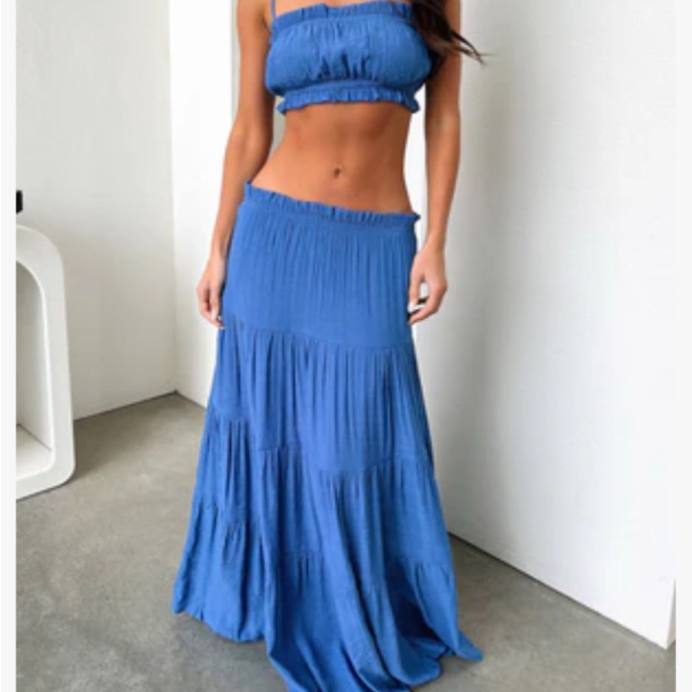 Elegant Blue Maxi Skirt